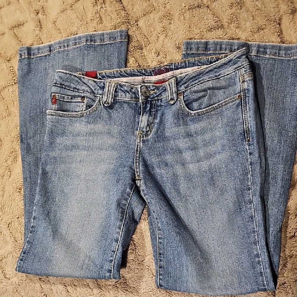 Vanity Light Blue Jeans